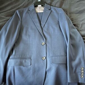 Haggar Blue Suits Versatile Lightweight Design